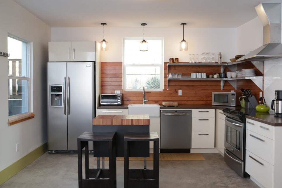 Encircle-Design-and-Build_Shift-Vacation-Rentals_2.jpg.rend.hgtvcom.966.644.jpeg