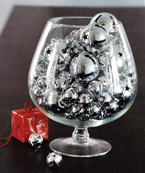 Modern Gem Design: Easy Ways to Decorate Your Clubhouse for the Holidays
